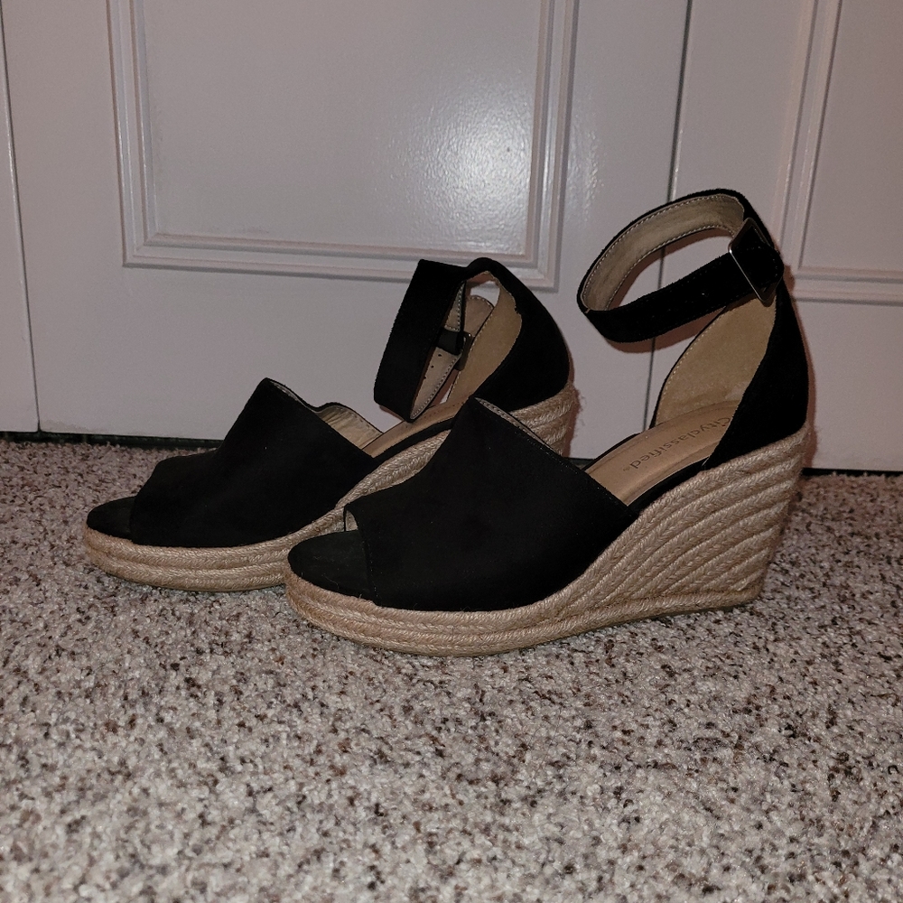 Black espadrill wedges